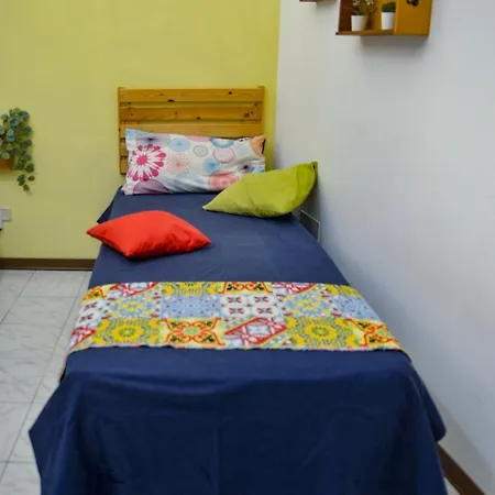 Hellie's Catánia